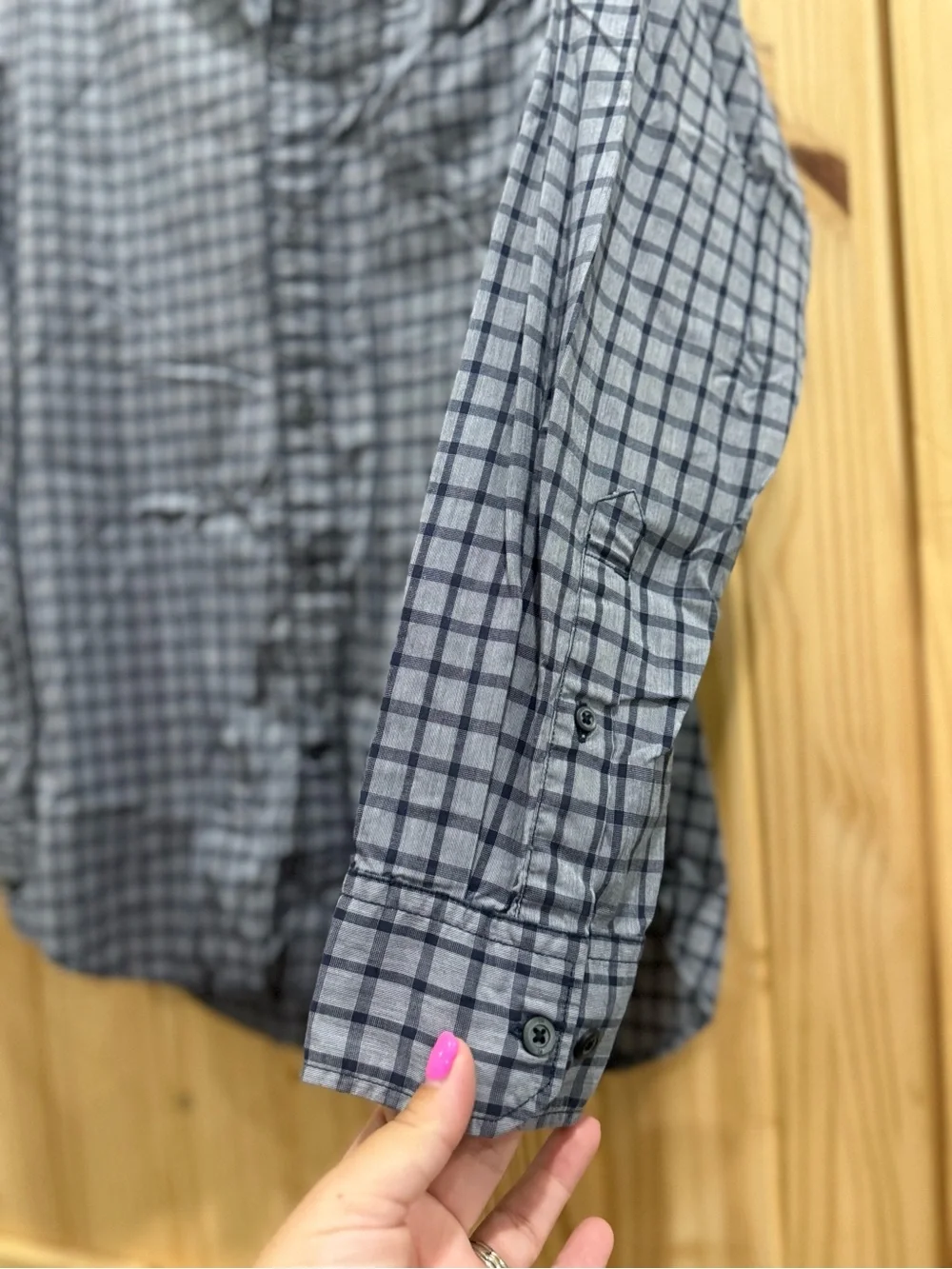 Banana Republic Men’s Button-Down Plaid Shirt in Gray and Navy